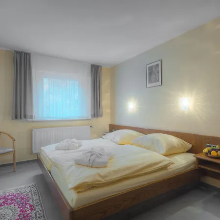 Waldhotel Sonnenberg