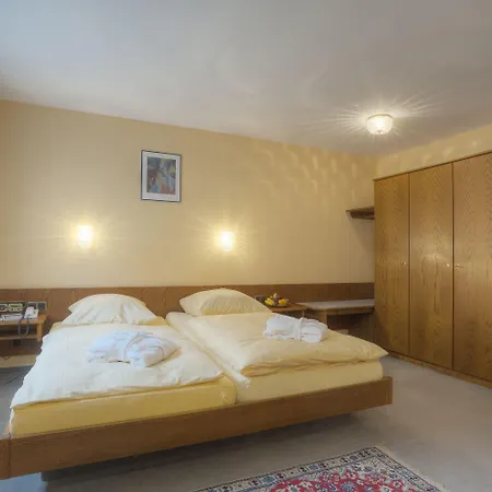 Waldhotel Sonnenberg 3*