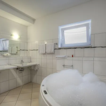 Waldhotel Sonnenberg