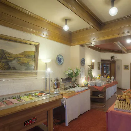 Waldhotel Sonnenberg ホテル ボレンドルフ