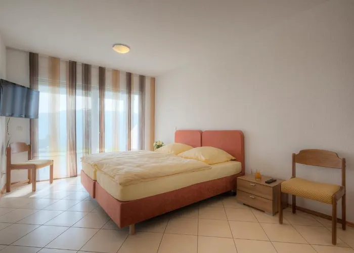 Waldhotel Sonnenberg מלון בולנדורף