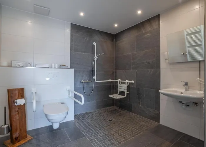 Waldhotel Sonnenberg בולנדורף